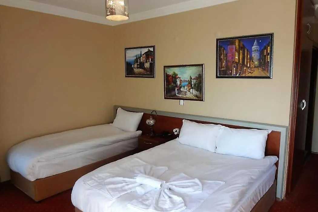 Linda Butik Otel Guemuelduer Izmir 2*,