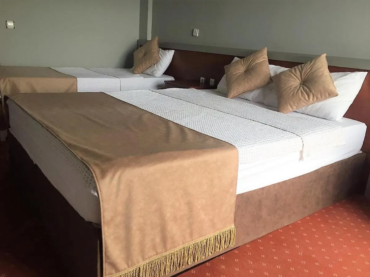 Linda Butik Otel Guemuelduer Izmir 2*,  Turkey